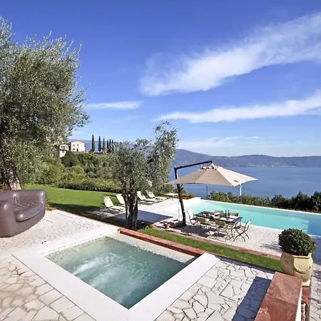 Βίλα Valli Sleeps 6 With Pool And Wifi