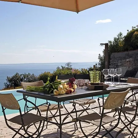 Valli Sleeps 6 With Pool And Wifi Βίλα Pulciano