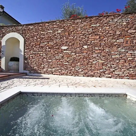 Valli Sleeps 6 With Pool And Wifi Βίλα Pulciano
