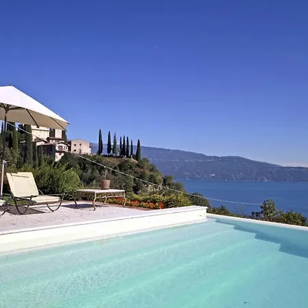 Valli Sleeps 6 With Pool And Wifi Βίλα