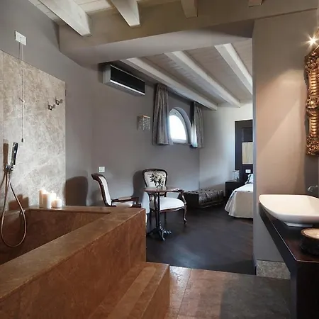 Valli Sleeps 6 With Pool And Wifi * Pulciano
