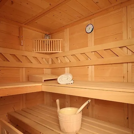 Βίλα Valli Sleeps 6 With Pool And Wifi
